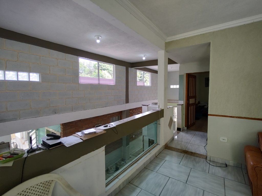 EXCELENTE CHÁCARA DE FÁCIL ACESSO