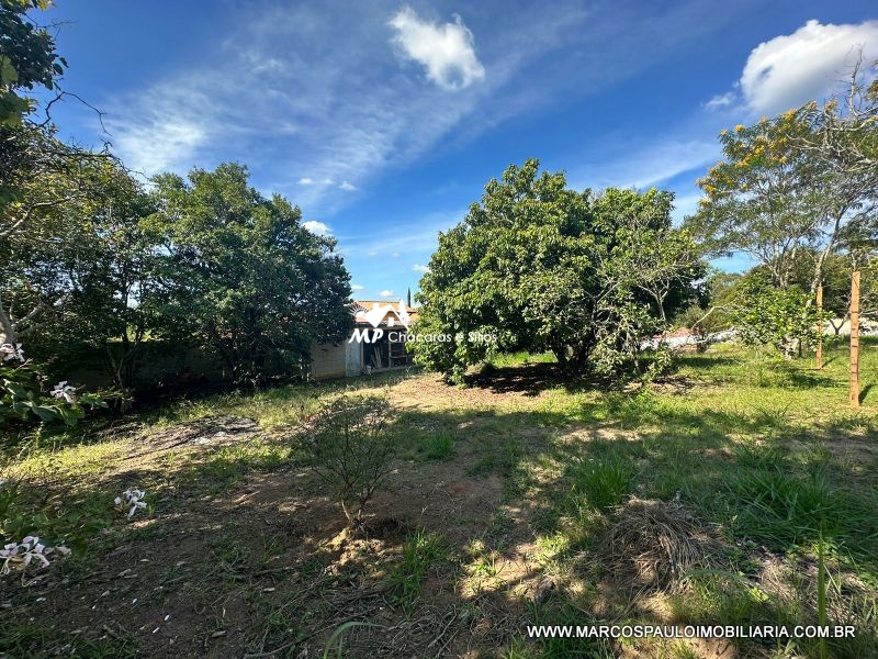 TEREENO EM BIRITIBA MIRIM, PRÓXIMO AO CENTRO.