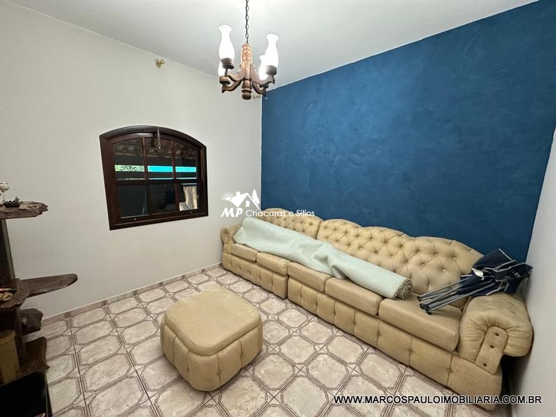 CHÁCARA CINEMATOGRÁFICA COM VISTA PANORÂMICA DA REGIÃO PÉ NO ASFALTO E PRÓXIMA DA CIDADE!