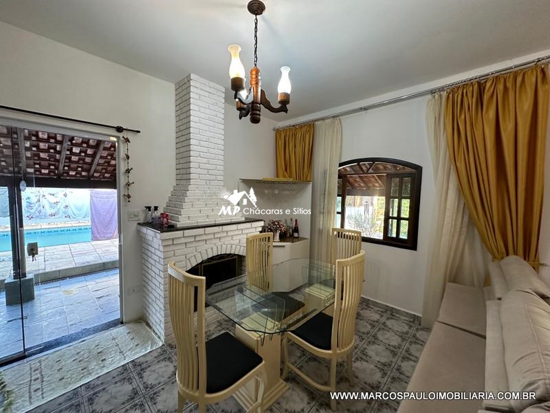 CHÁCARA CINEMATOGRÁFICA COM VISTA PANORÂMICA DA REGIÃO PÉ NO ASFALTO E PRÓXIMA DA CIDADE!