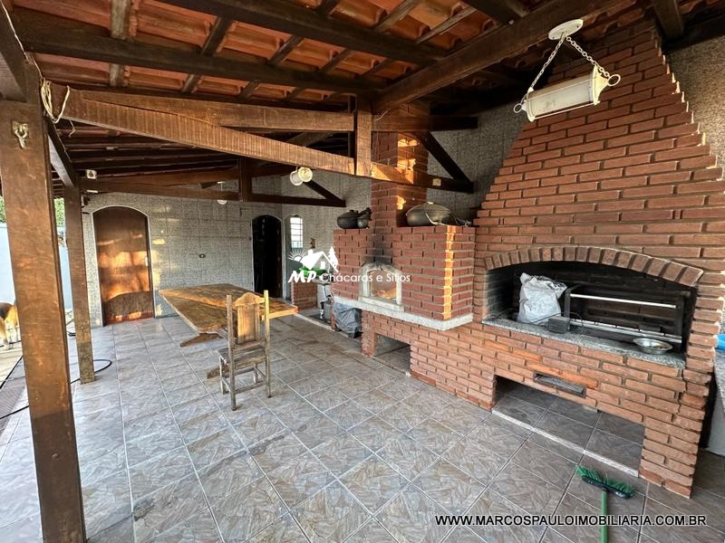 CHÁCARA CINEMATOGRÁFICA COM VISTA PANORÂMICA DA REGIÃO PÉ NO ASFALTO E PRÓXIMA DA CIDADE!