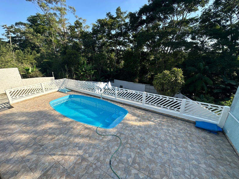 LINDA CHÁCARA EM BIRITIBA MIRIM