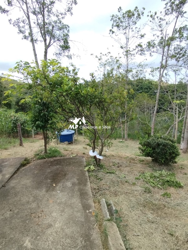 CHÁCARA FUNDOS PARA REPRESA COM VISTA INCRÍVEL!!