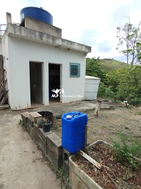 CHÁCARA FUNDOS PARA REPRESA COM VISTA INCRÍVEL!!