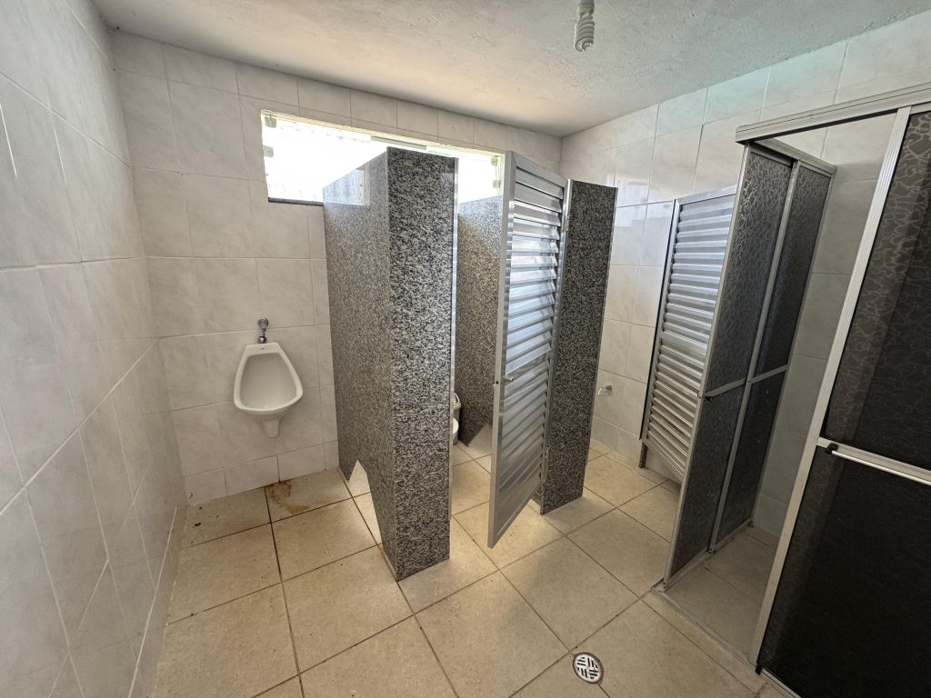 LINDA CHÁCARA EM  BIRITIBA MIRIM