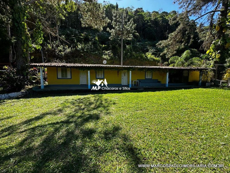 LINDA CHÁCARA EM BIRITIBA USSU