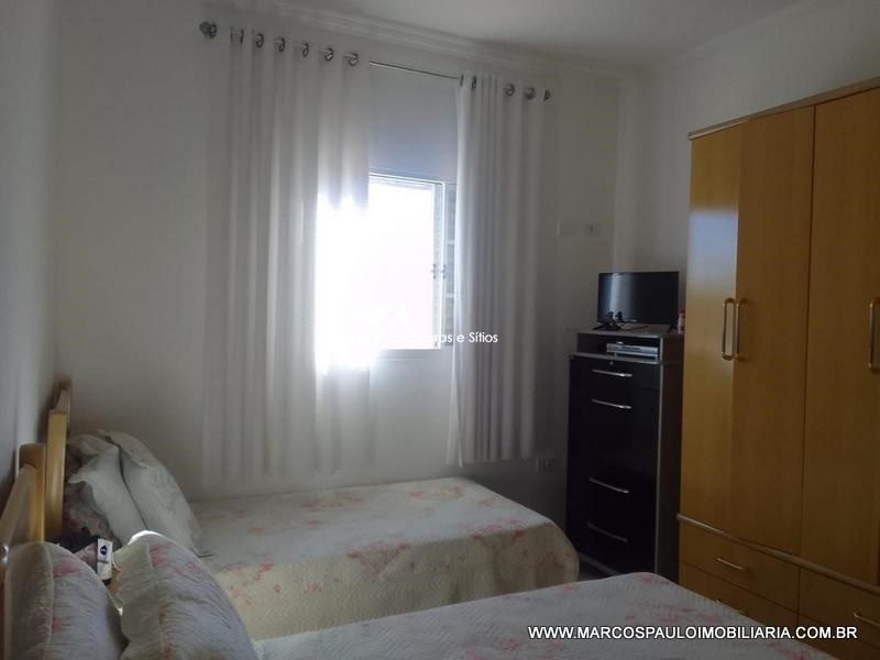 CASA COM COMÉRCIO EM BIRITIBA MIRIM