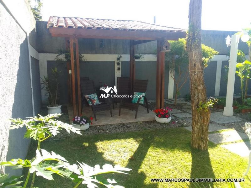 CASA COM COMÉRCIO EM BIRITIBA MIRIM