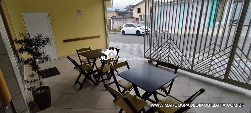 CASA COM COMÉRCIO EM BIRITIBA MIRIM