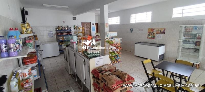 CASA COM COMÉRCIO EM BIRITIBA MIRIM