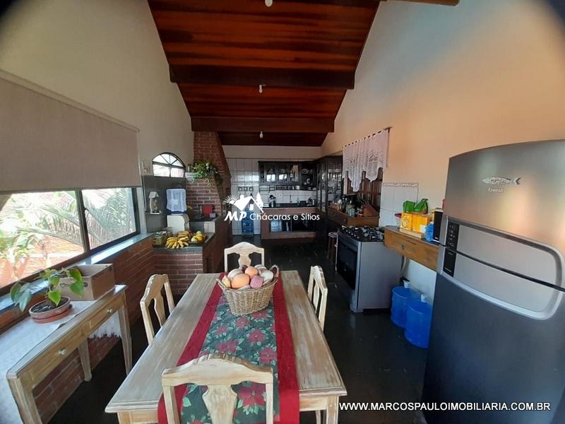 CHÁCARA EXCEPCIONAL COMPLETA!!