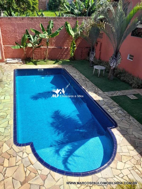 CHÁCARA EXCEPCIONAL COMPLETA!!