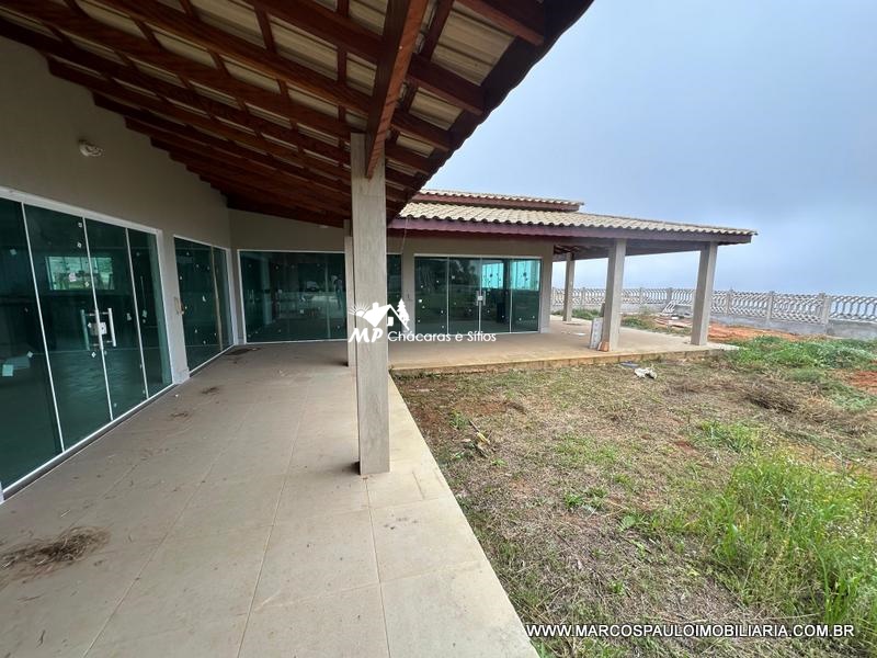 CHÁCARA ESPETACULAR FUNDOS PARA REPRESA