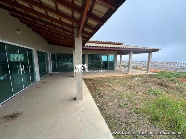 CHÁCARA ESPETACULAR FUNDOS PARA REPRESA