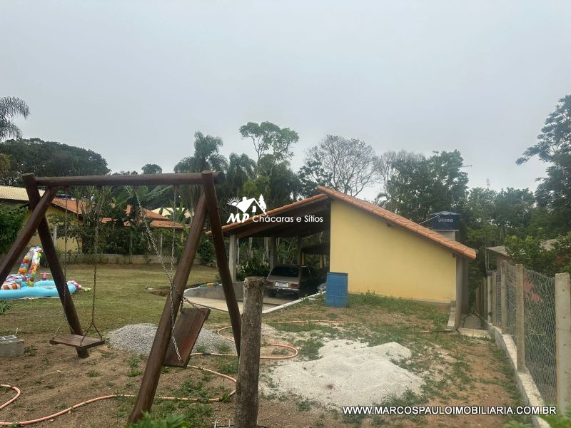 SÍTIO ENCANTADOR EM MOGI DAS CRUZES