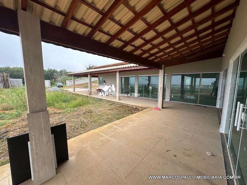 CHÁCARA ESPETACULAR FUNDOS PARA REPRESA