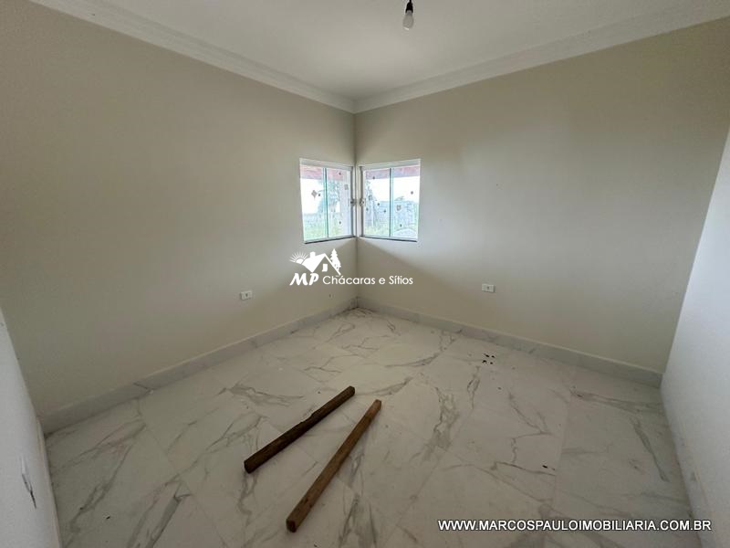 CHÁCARA ESPETACULAR FUNDOS PARA REPRESA