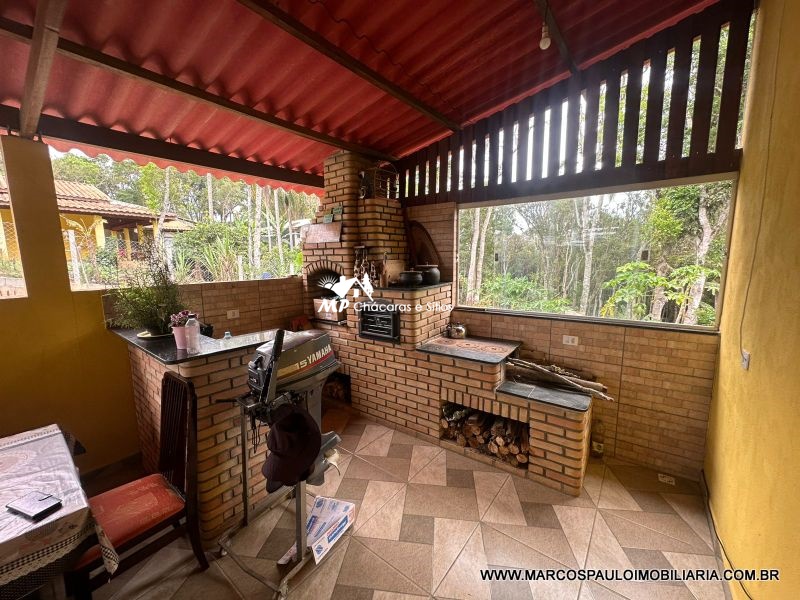 SÍTIO ENCANTADOR EM MOGI DAS CRUZES