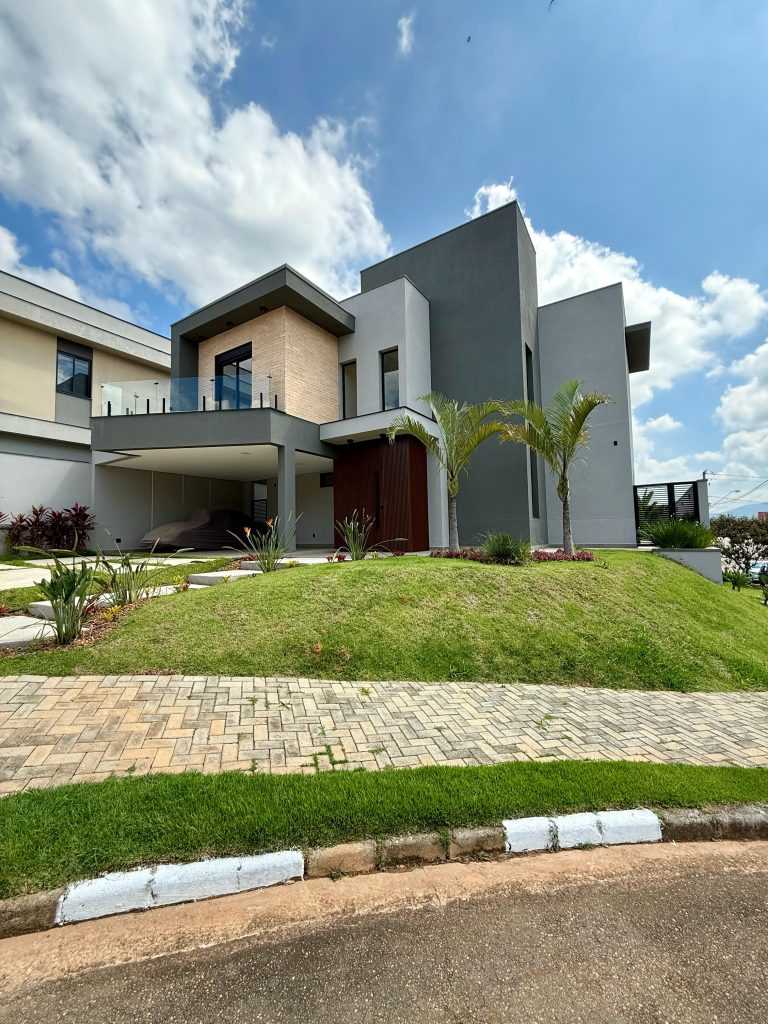 CASA MODERNA COM CONCEITO ABERTO – MOSAICO ESSENCE