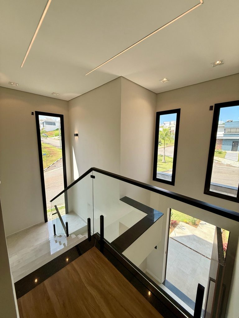 CASA MODERNA COM CONCEITO ABERTO – MOSAICO ESSENCE