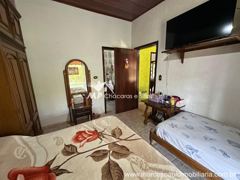 SÍTIO EXCELENTE NA REGIÃO DE BIRITIBA MIRIM