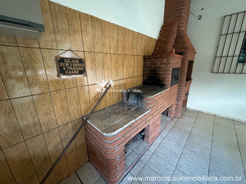 CHÁCARA NA REGIÃO DE MOGI DAS CRUZES