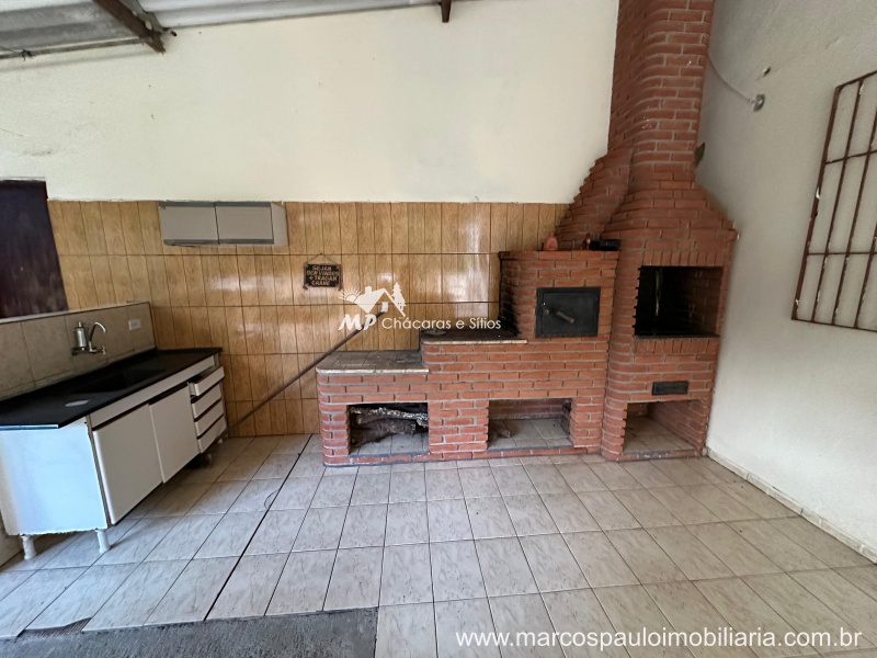 CHÁCARA NA REGIÃO DE MOGI DAS CRUZES