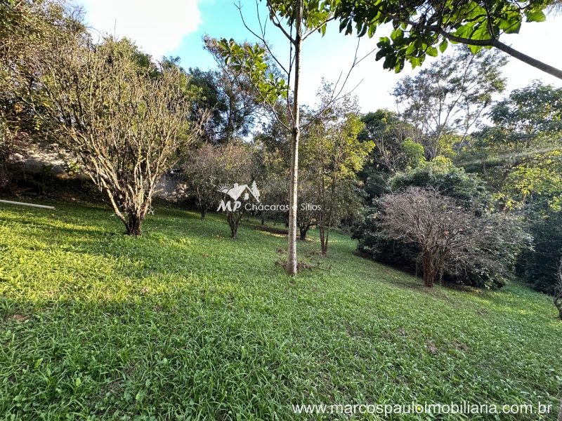 CHÁCARA NA REGIÃO DE MOGI DAS CRUZES