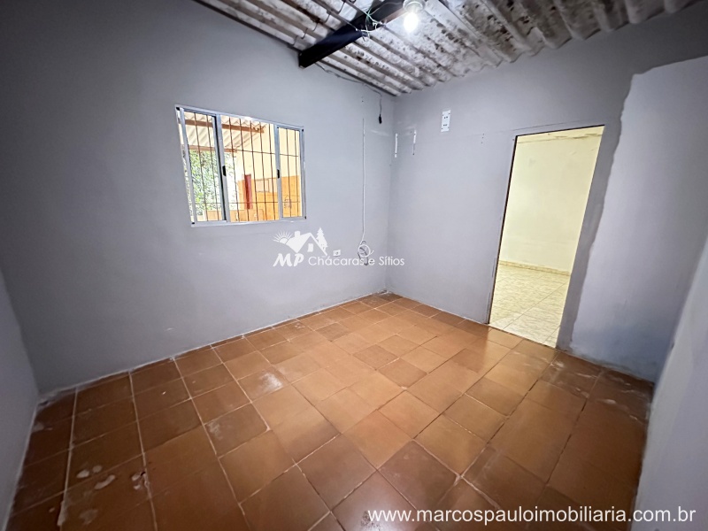 CHÁCARA NA REGIÃO DE MOGI DAS CRUZES