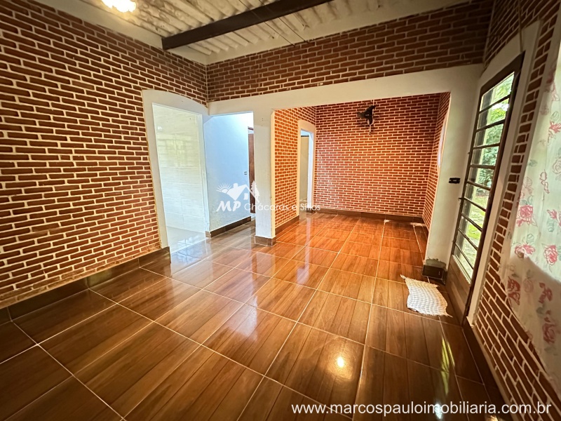 CHÁCARA NA REGIÃO DE MOGI DAS CRUZES