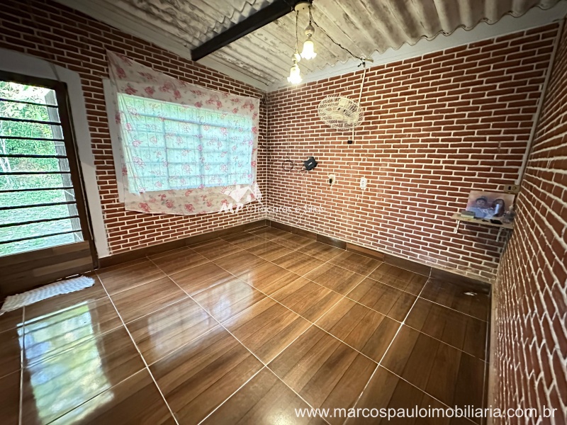 CHÁCARA NA REGIÃO DE MOGI DAS CRUZES