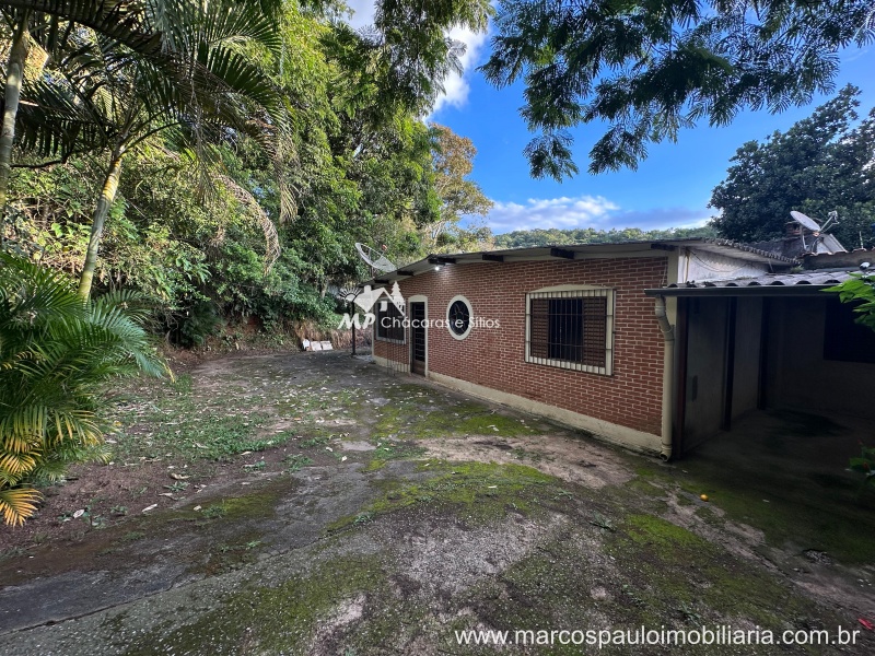 CHÁCARA NA REGIÃO DE MOGI DAS CRUZES