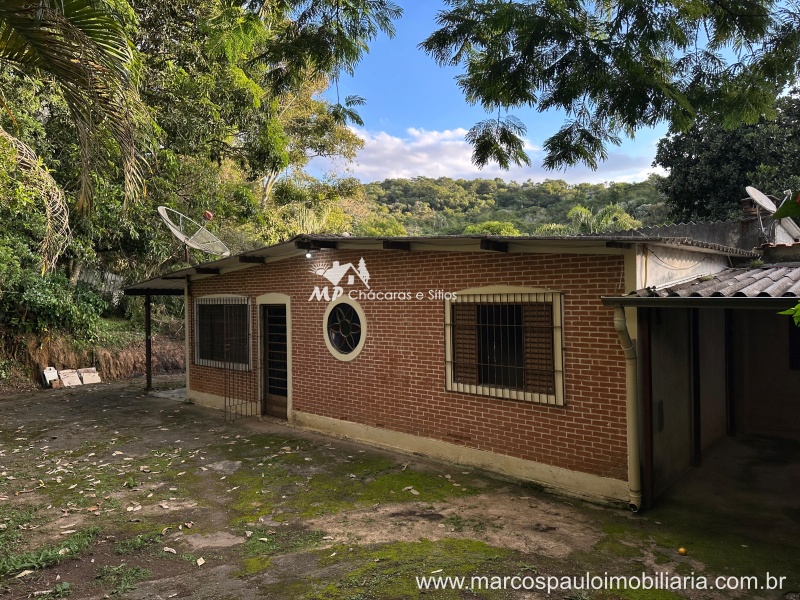 CHÁCARA NA REGIÃO DE MOGI DAS CRUZES