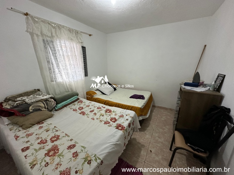 CHÁCARA COM 2 CASAS