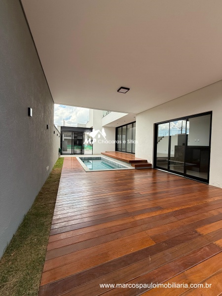 CASA MAGNÍFICA EM CONDOMÍNIO FECHADO – MOGI DAS CRUZES