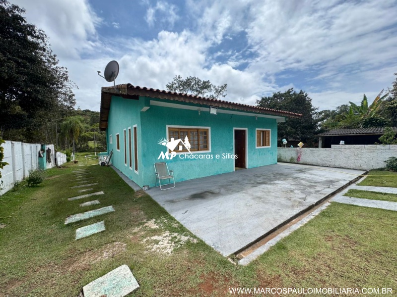 CHÁCARA MARAVILHOSA COM 3 LAGOS