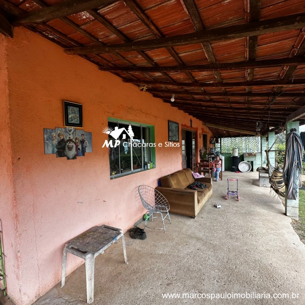 CHÁCARA PRÓXIMO A BIRITIBA MIRIM