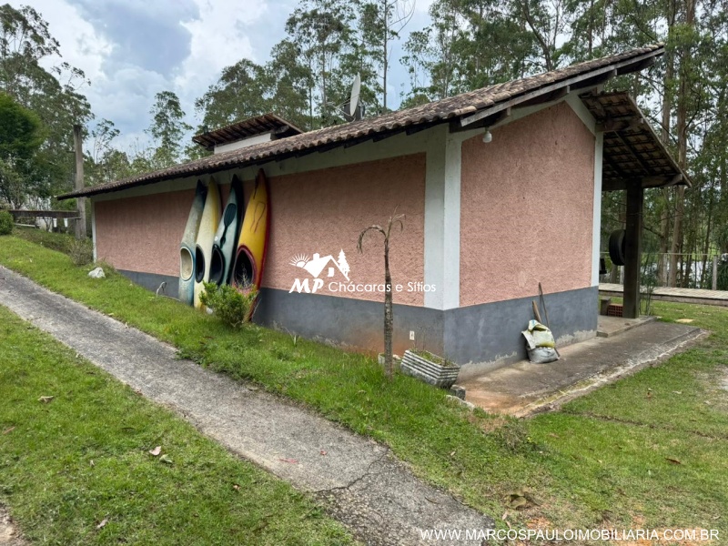 CHÁCARA FUNDOS PARA REPRESA