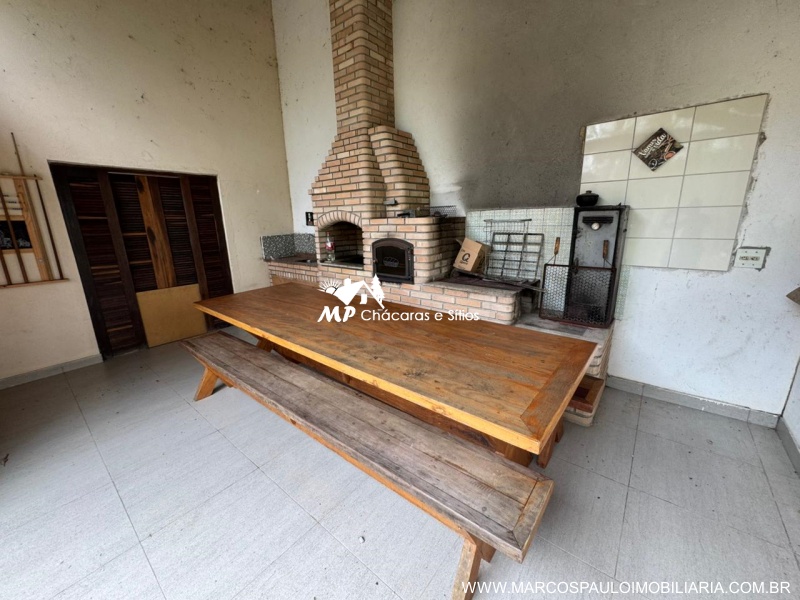 CHÁCARA FUNDOS PARA REPRESA