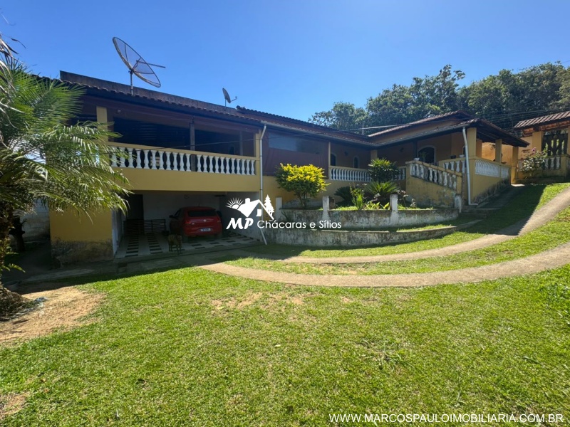 CHÁCARA MARAVILHOSA EM BIRITIBA MIRIM