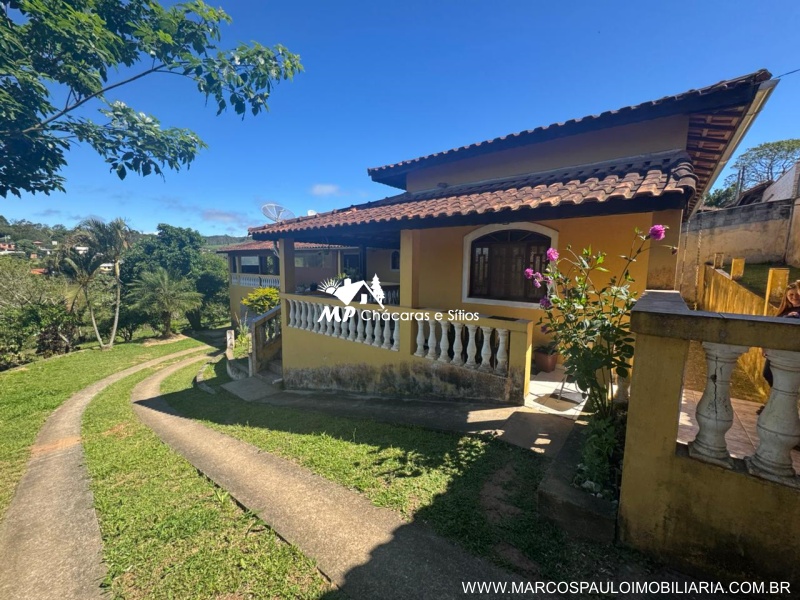CHÁCARA MARAVILHOSA EM BIRITIBA MIRIM