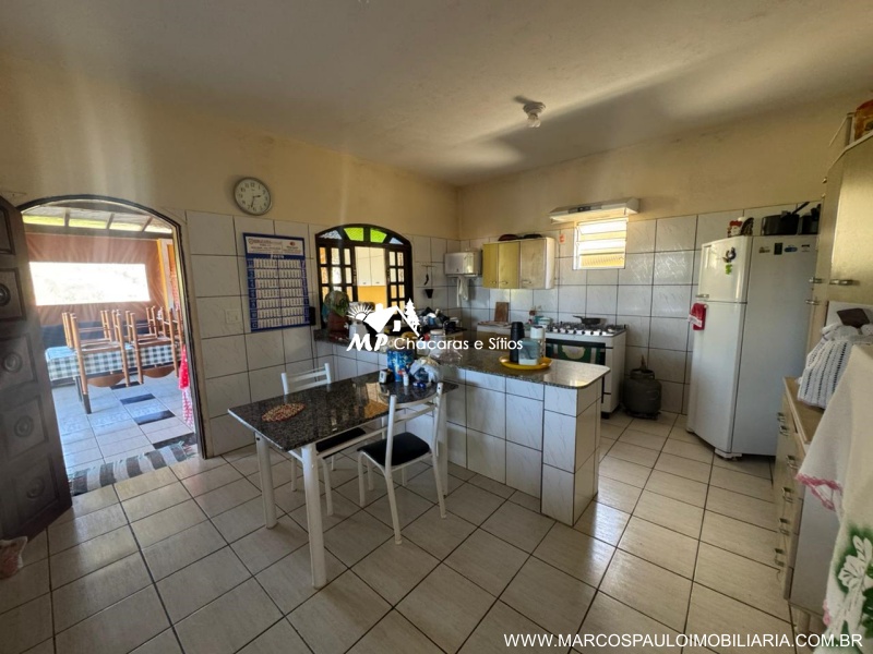 CHÁCARA MARAVILHOSA EM BIRITIBA MIRIM