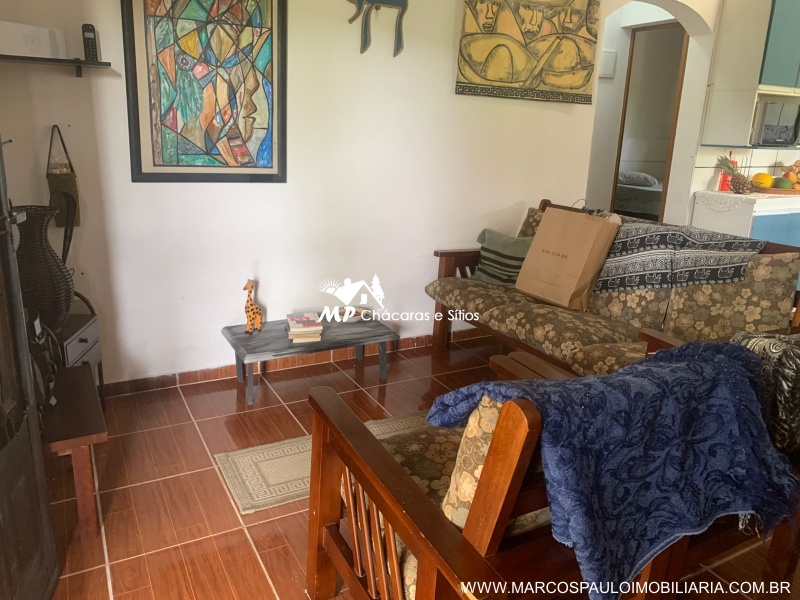 LINDO SÍTIO EM GUARAREMA