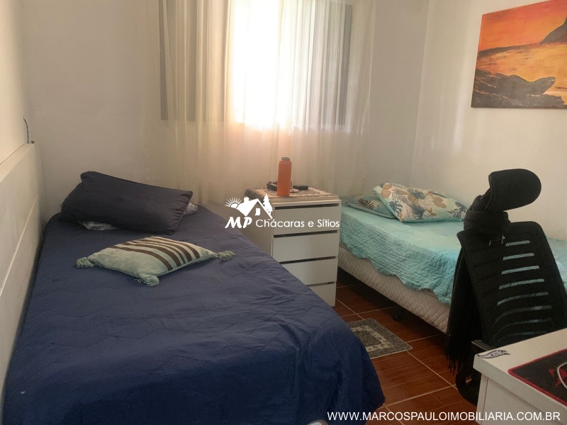 LINDO SÍTIO EM GUARAREMA