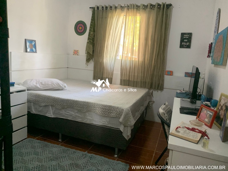 LINDO SÍTIO EM GUARAREMA