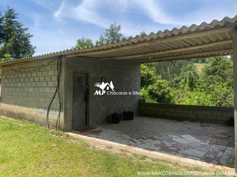 LINDO SÍTIO EM GUARAREMA