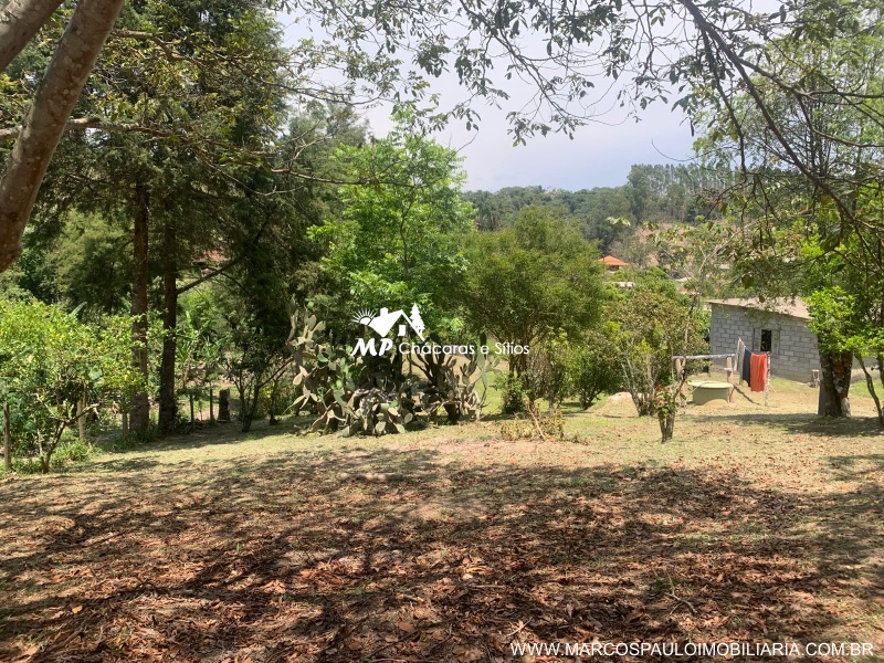 LINDO SÍTIO EM GUARAREMA