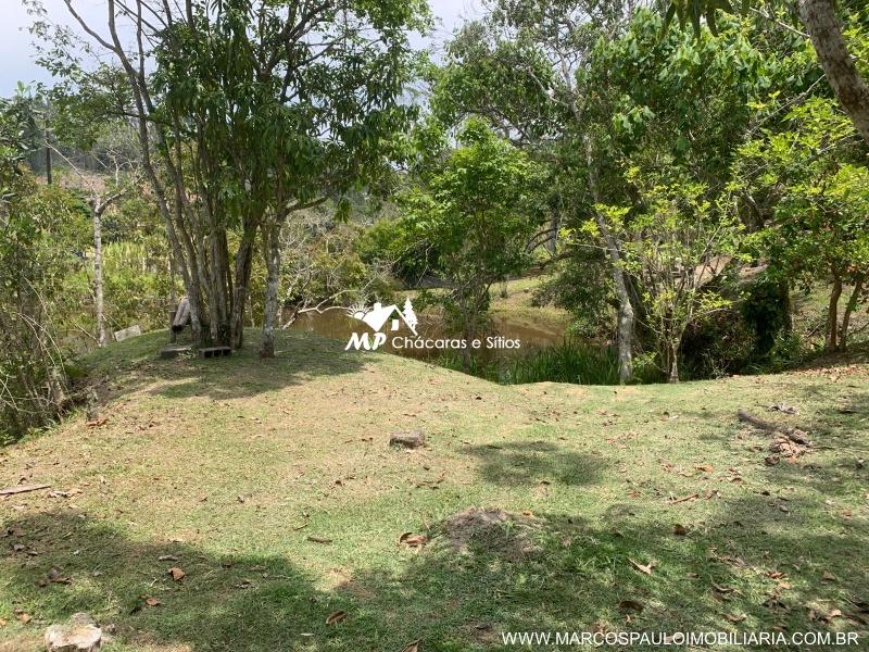 LINDO SÍTIO EM GUARAREMA