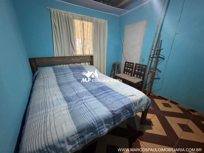 CHÁCARA SIMPLES PARA MORADIA EM BIRITIBA MIRIM