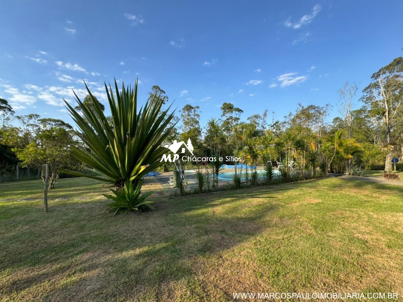 CHÁCARA PARA QUEM BUSCA FAZER RENDA